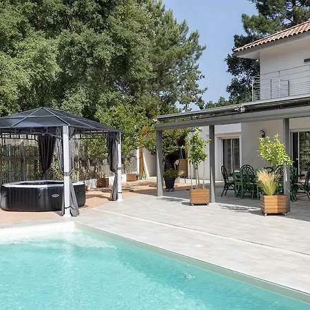 Location 10 Pers Mimizan Plage
