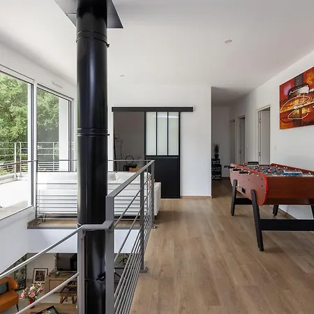 Location 10 Pers Villa *